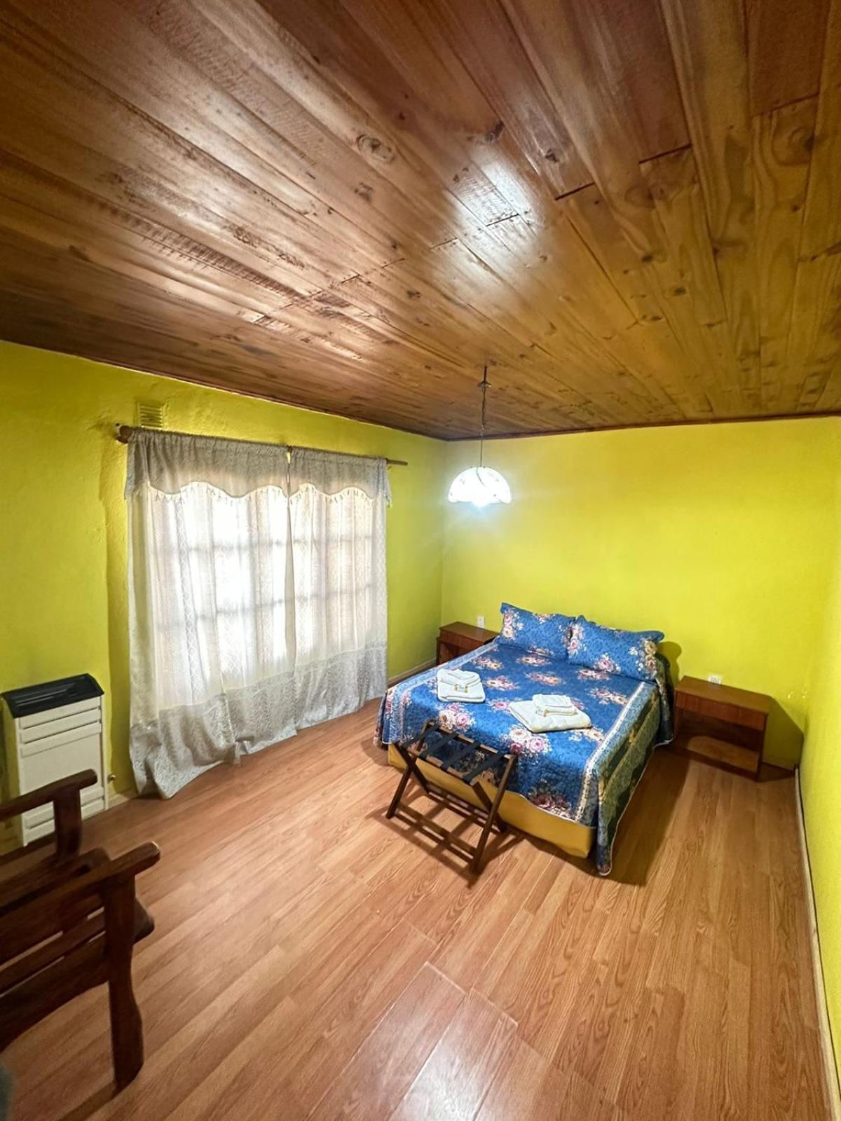 Hospedaje Formosa El Calafate Esterno foto